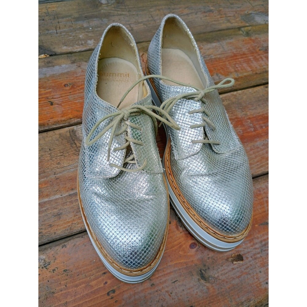 Summit By White Mountain Silver Snake Metallic Oxfords Sz 39 Made In Italy